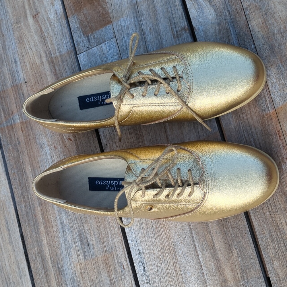 Easy Spirit Metallic Gold Anti Gravity Size 8